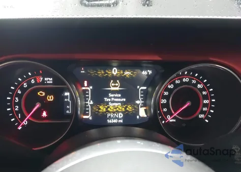 2022 Jeep Wrangler Unlimited Rubicon 4X4 z USA, uszkodzony, nr VIN 1C4JJXFG6NW211657